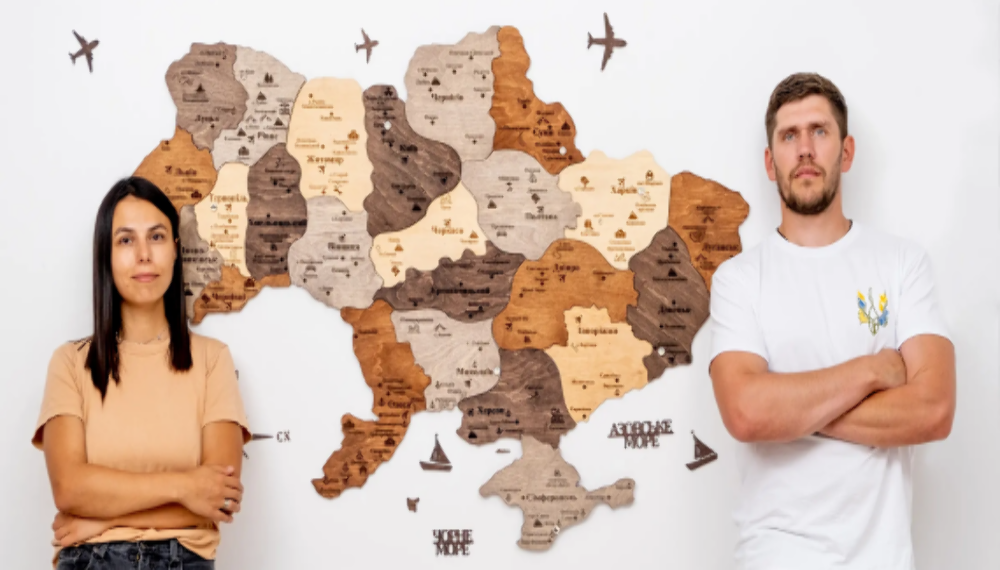 Новинка: удосконалена дерев'яна мапа України
